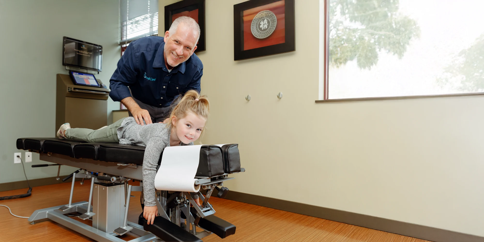 Chiropractor Victoria BC Brad Gage and Child Patient